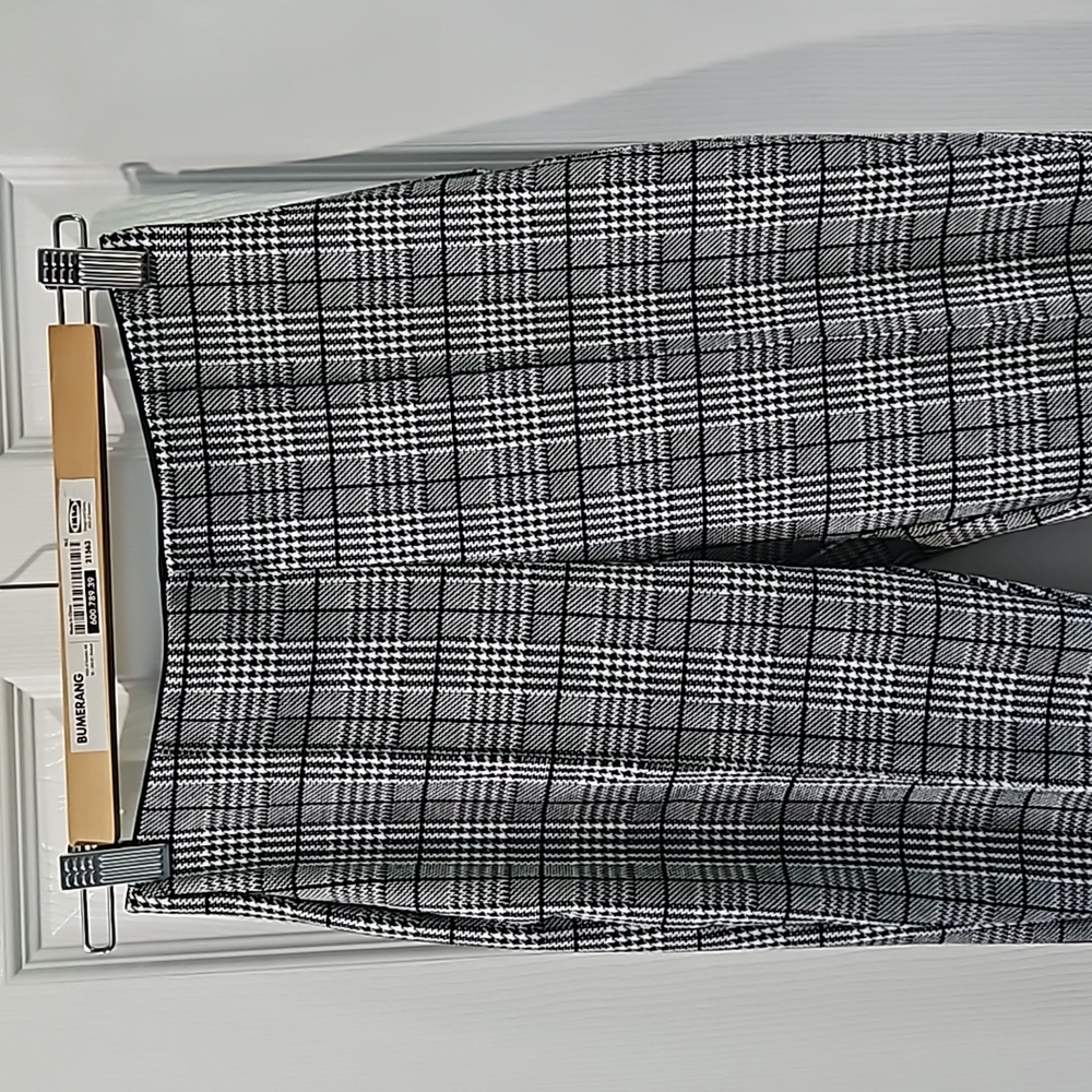 Maze pant like legging size small color gray and black